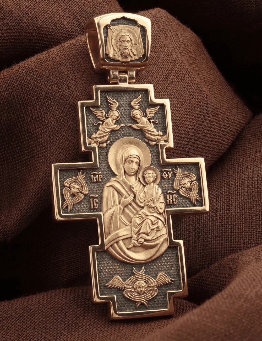 Крест из золота