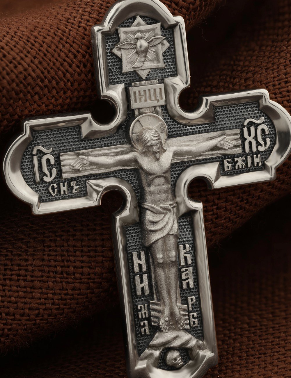 Крест из белого золота