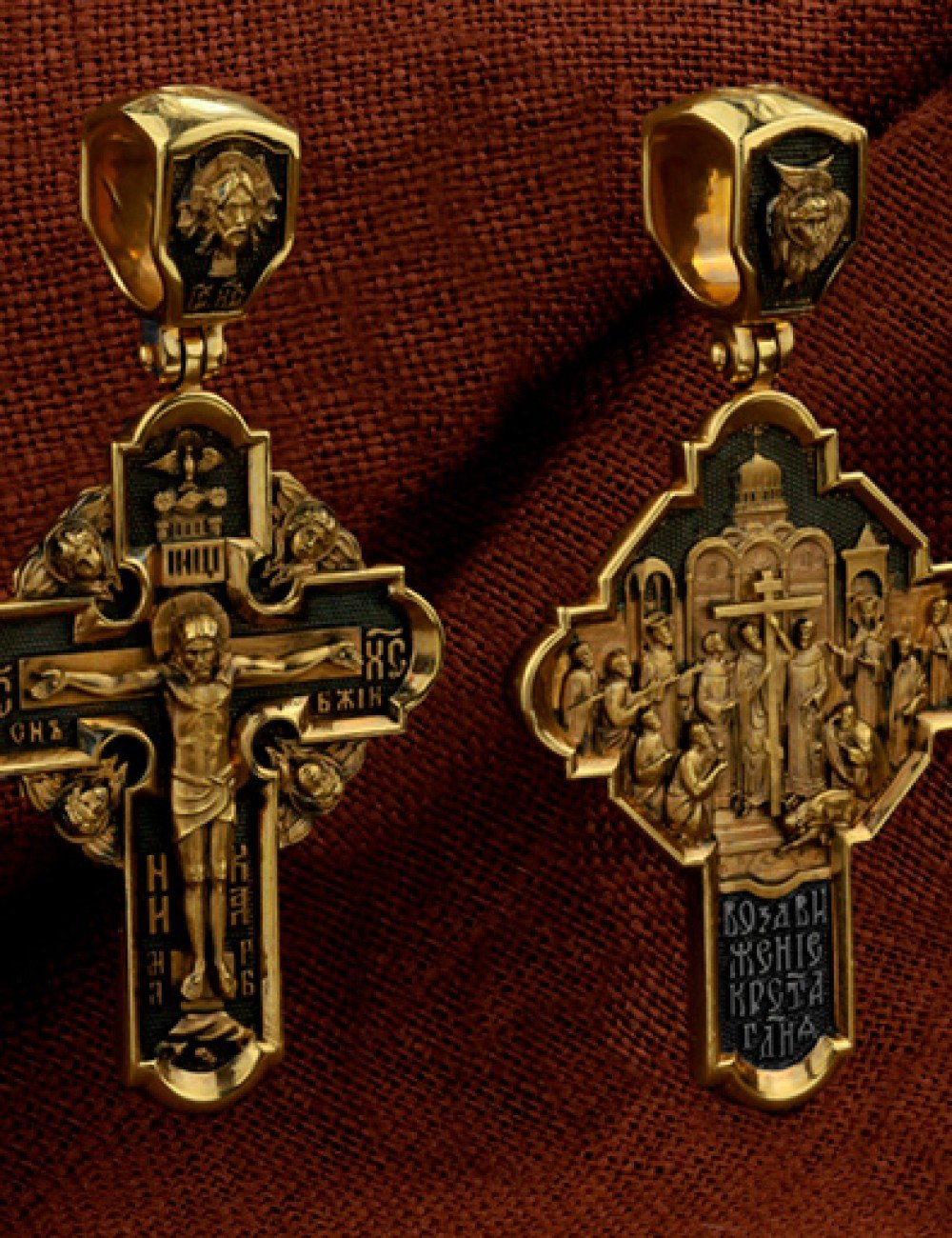 Крест из лимонного золота