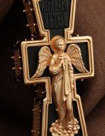 Крест из золота c эбеновым деревом