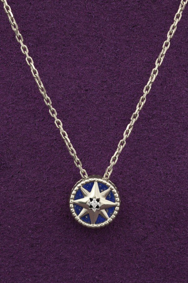 Колье из белого золота c бриллиантами и лазуритом