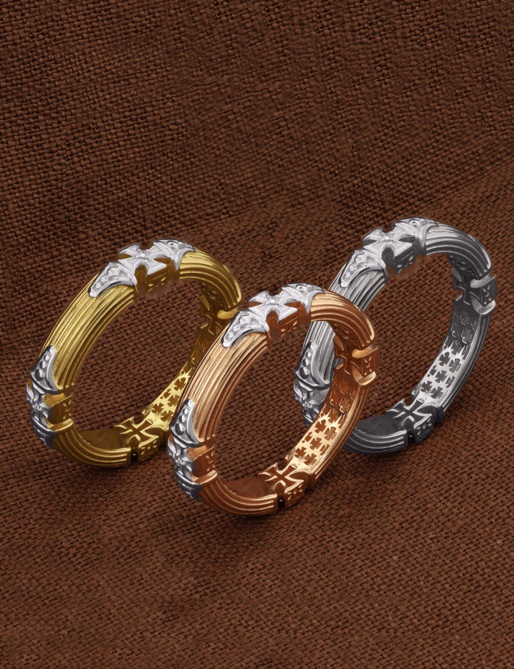 Кольцо из белого золота c бриллиантами