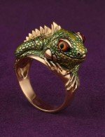 Кольцо из золота c эмалью и рубином