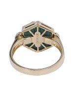 Кольцо из лимонного золота c бриллиантами и малахитом