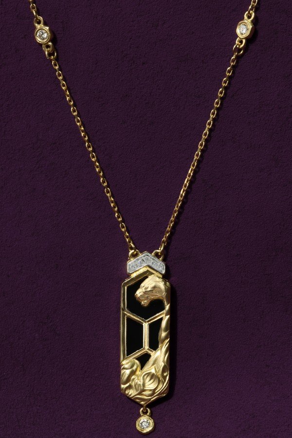Колье из лимонного золота c бриллиантами и ониксом