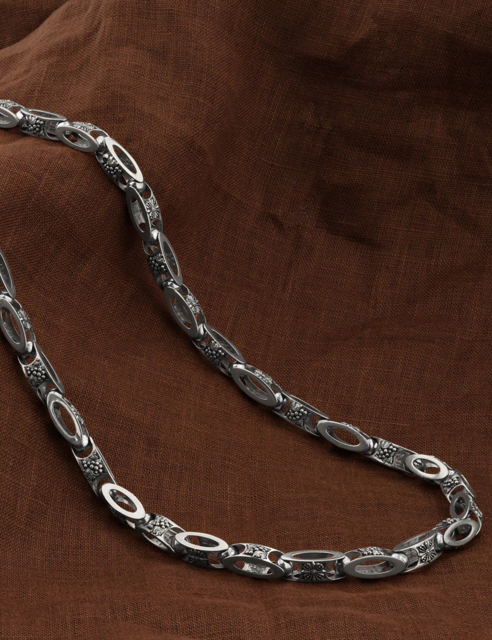 Цепь из белого золота