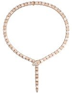 Колье из золота c бриллиантами и перламутром