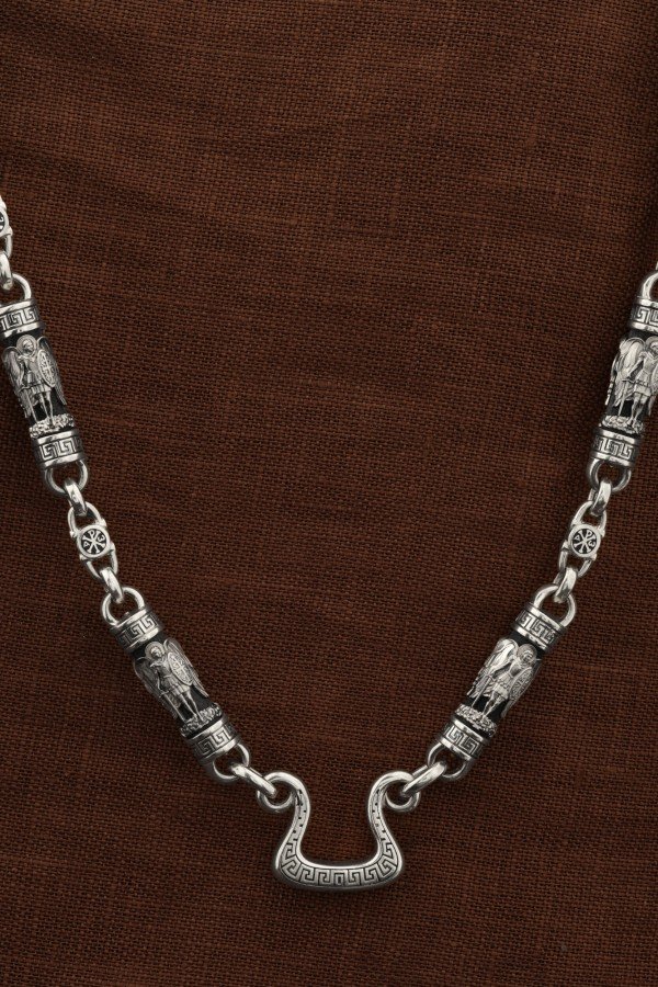 Цепь из белого золота c эмалью и эбеновым деревом