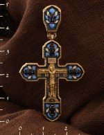 Крест из золота c эмалью и сапфиром