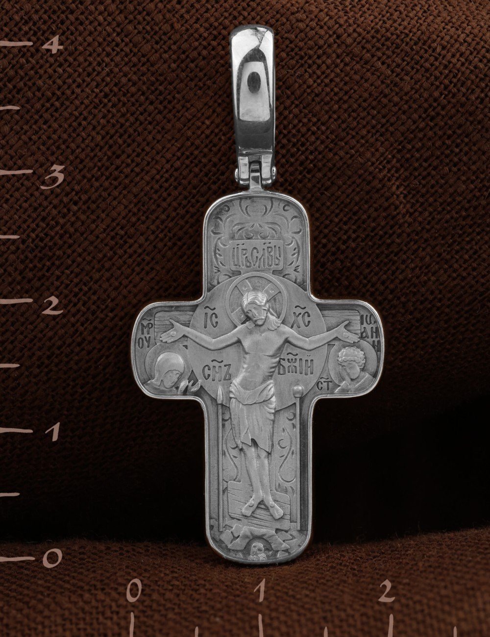 Крест из белого золота