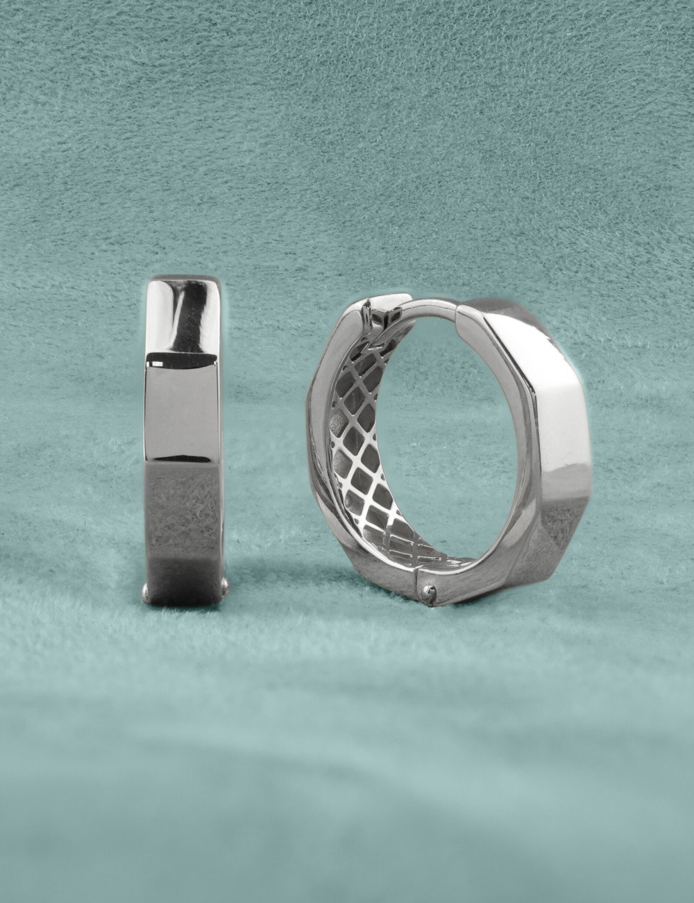 Серьги из белого золота