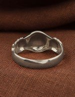 Кольцо из белого золота