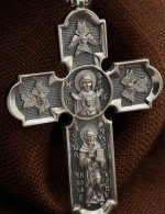 Крест из белого золота