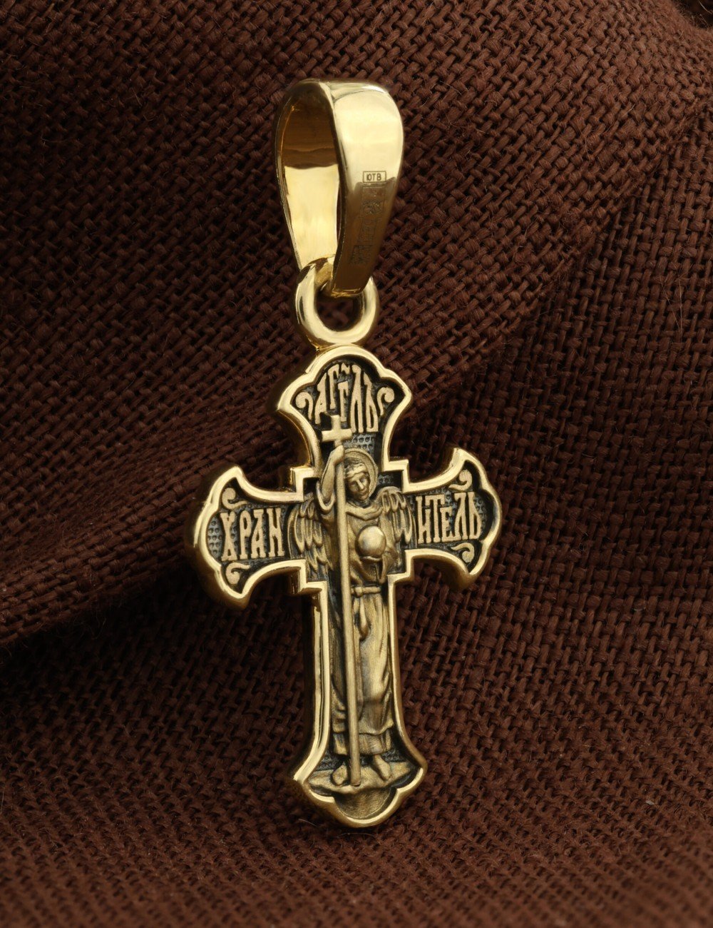 Крест из лимонного золота