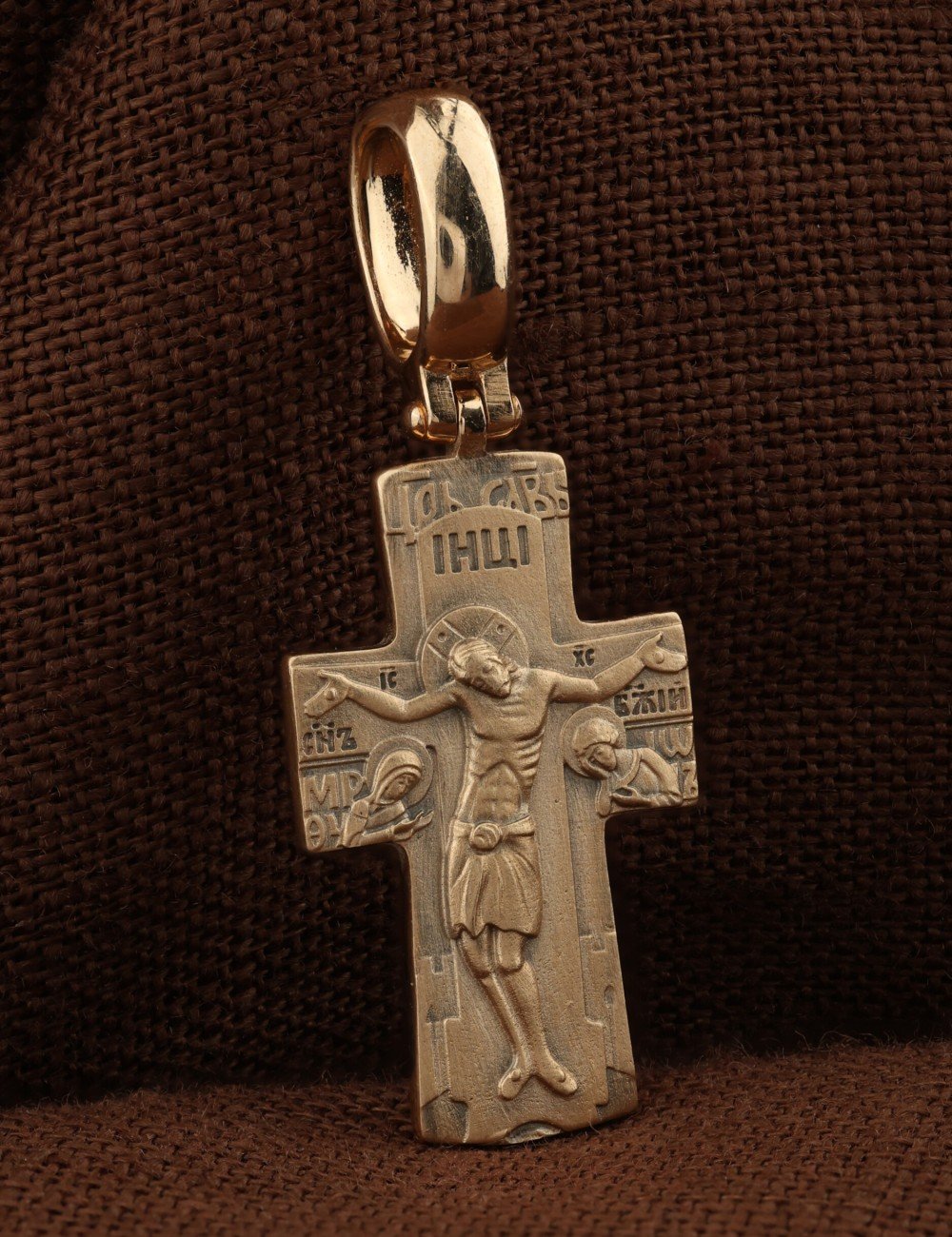 Крест из золота