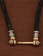 Гайтан из золота c кожаным шнурком