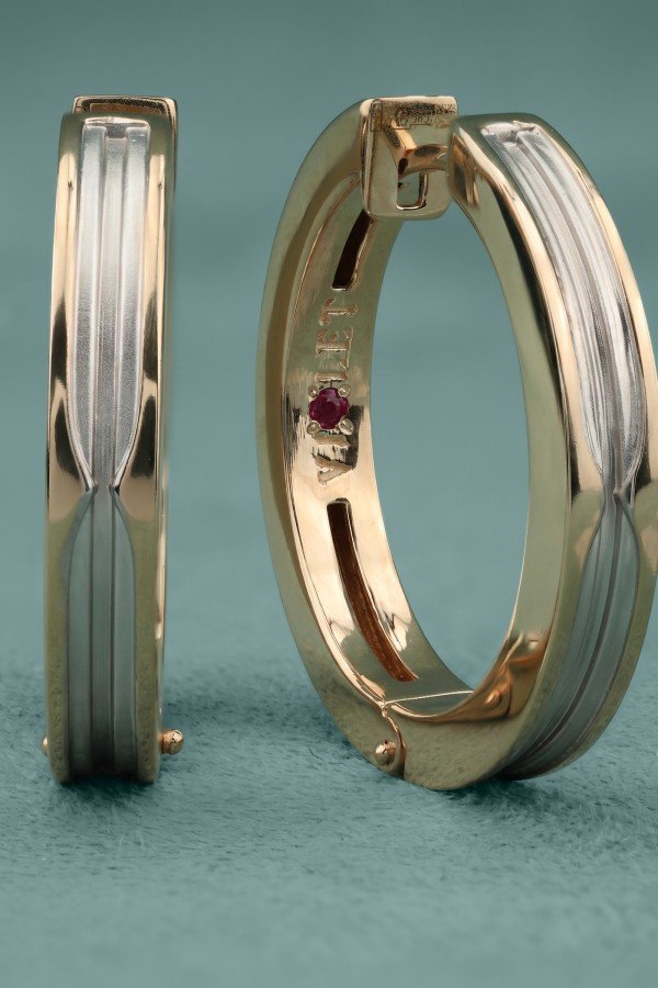 Серьги из золота c рубином