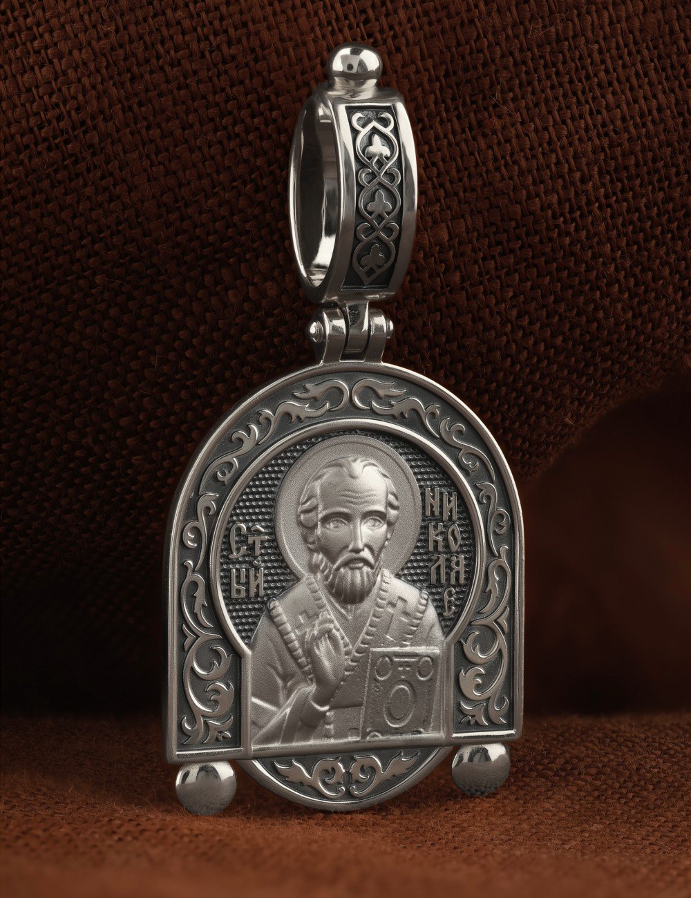 Образок из белого золота