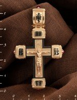 Крест из золота c эмалью, рубином и эбеновым деревом