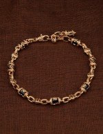 Браслет из золота c ониксом