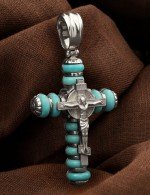 Крест из белого золота c бирюзой