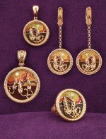 Серьги из золота c эмалью