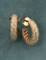 Серьги из золота