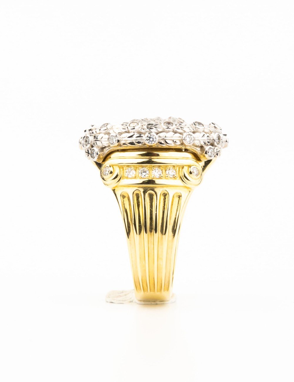 Кольцо из лимонного золота c бриллиантами и ониксом