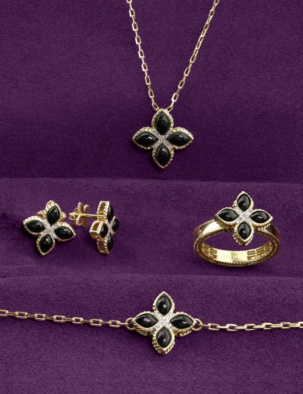 Колье из лимонного золота c бриллиантами и ониксом