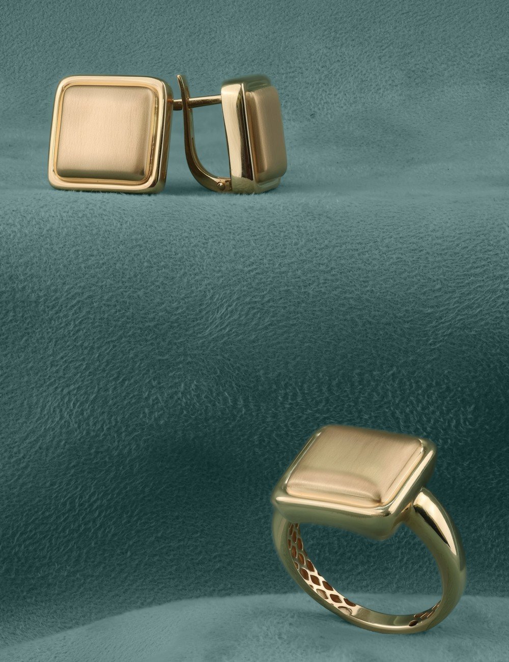 Кольцо из золота