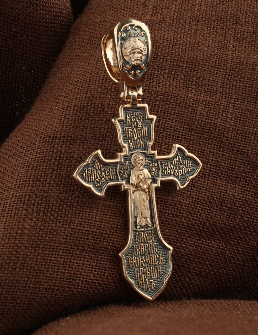 Крест из золота