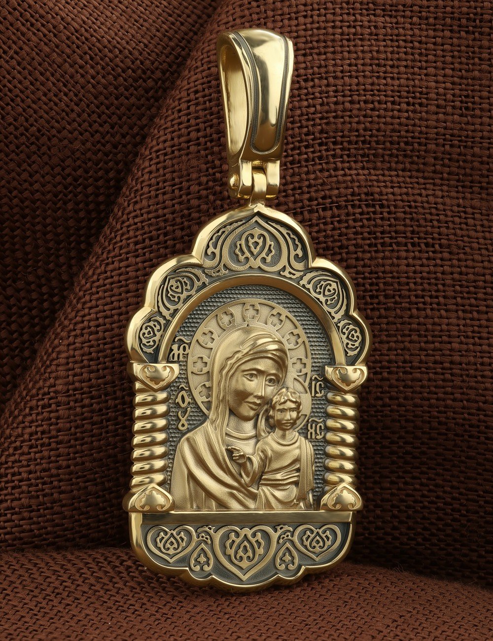 Образок из лимонного золота