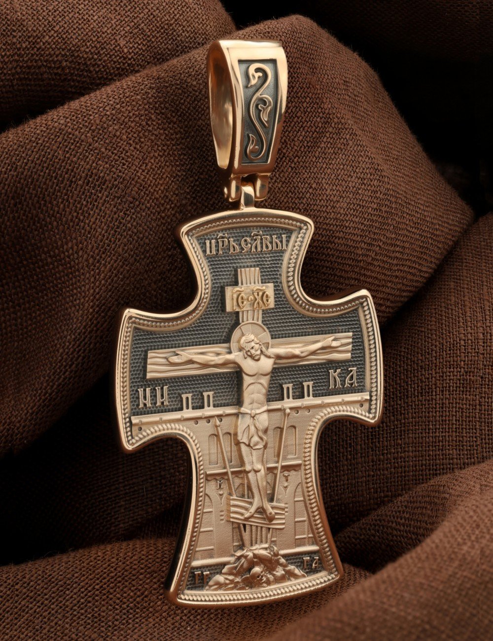 Крест из золота