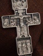 Крест из белого золота