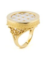 Кольцо из лимонного золота c эмалью и перламутром