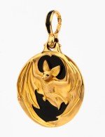 Подвеска из золота c эмалью и ониксом