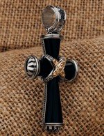 Крест из серебра и золота c ониксом и рубином