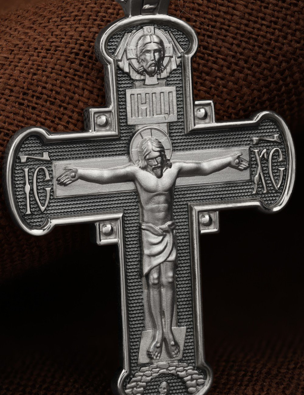 Крест из белого золота