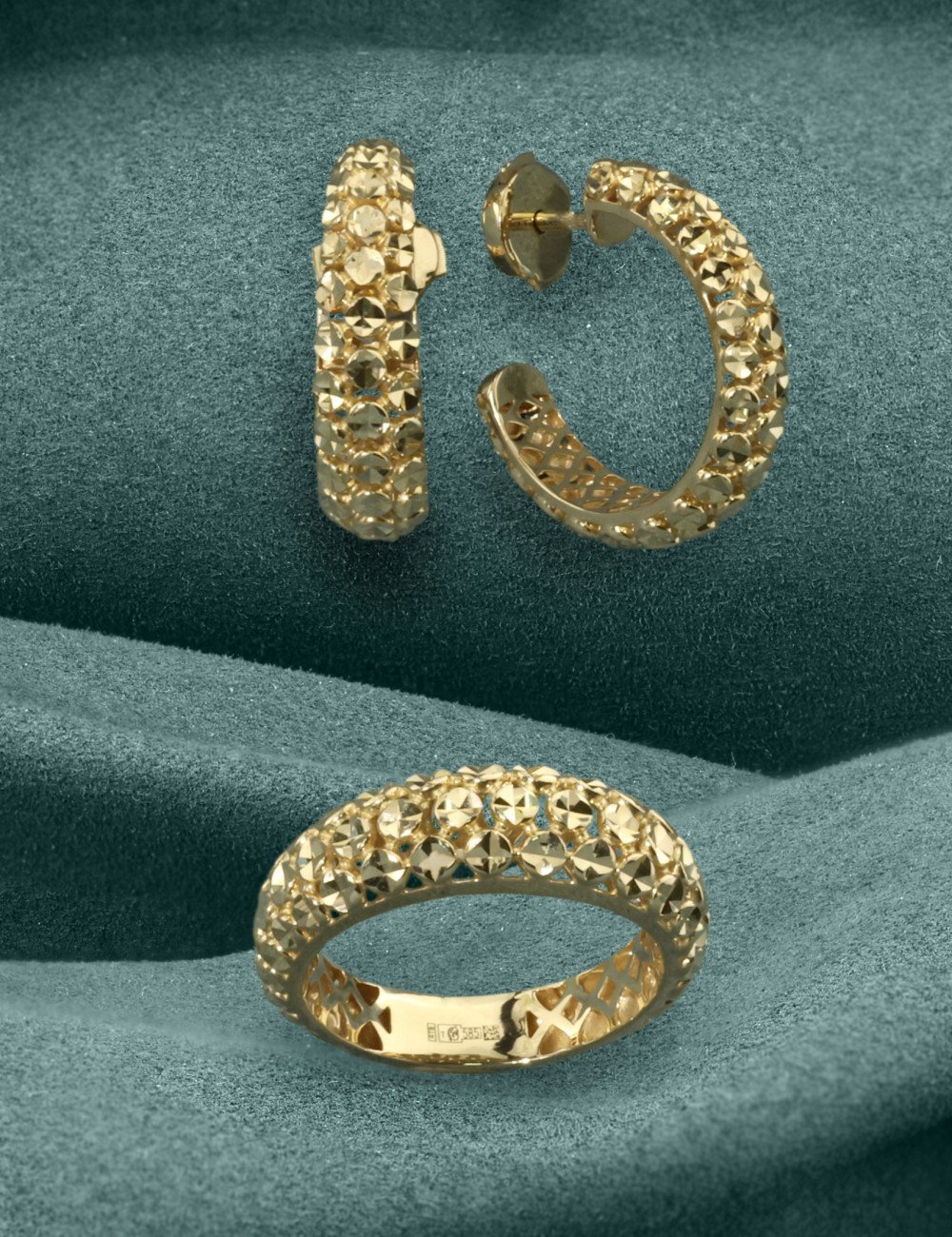 Серьги из лимонного золота