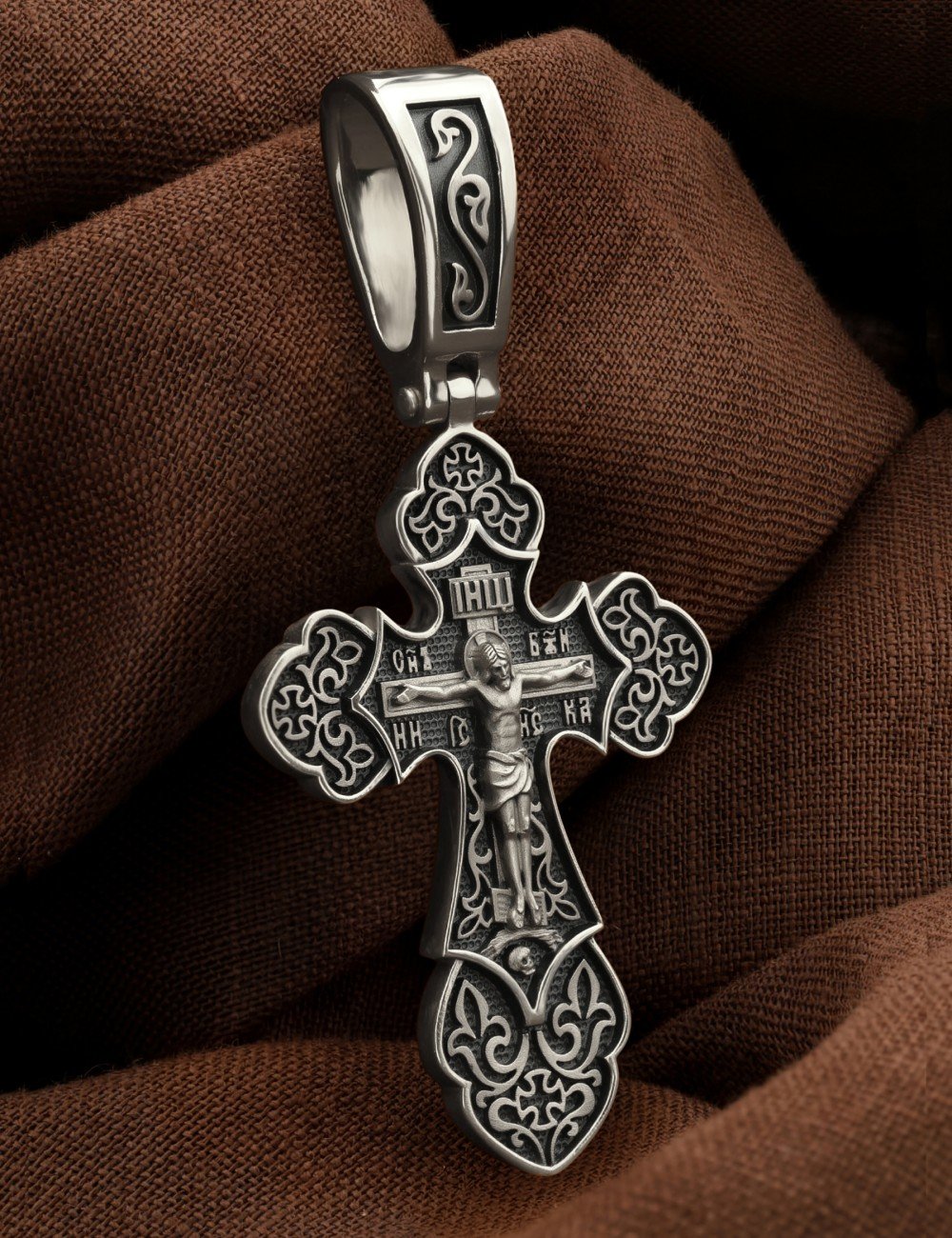 Крест из белого золота
