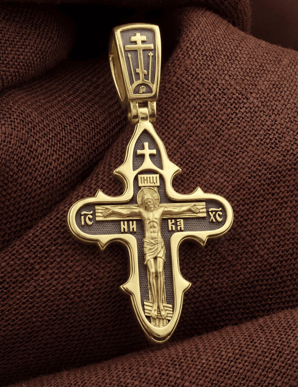 Крест из лимонного золота