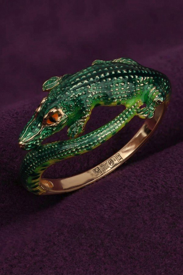 Кольцо из золота c эмалью