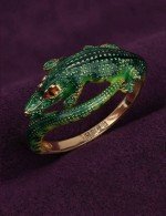 Кольцо из золота c эмалью