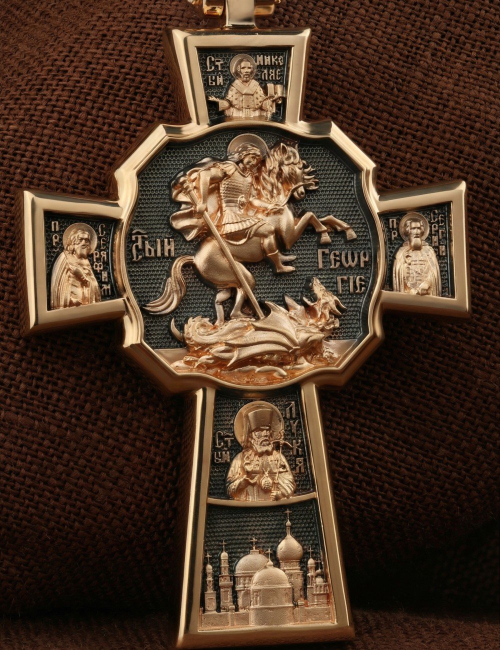 Крест из золота