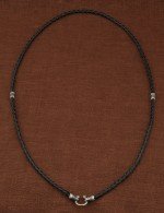 Гайтан из белого золота c кожаным шнурком