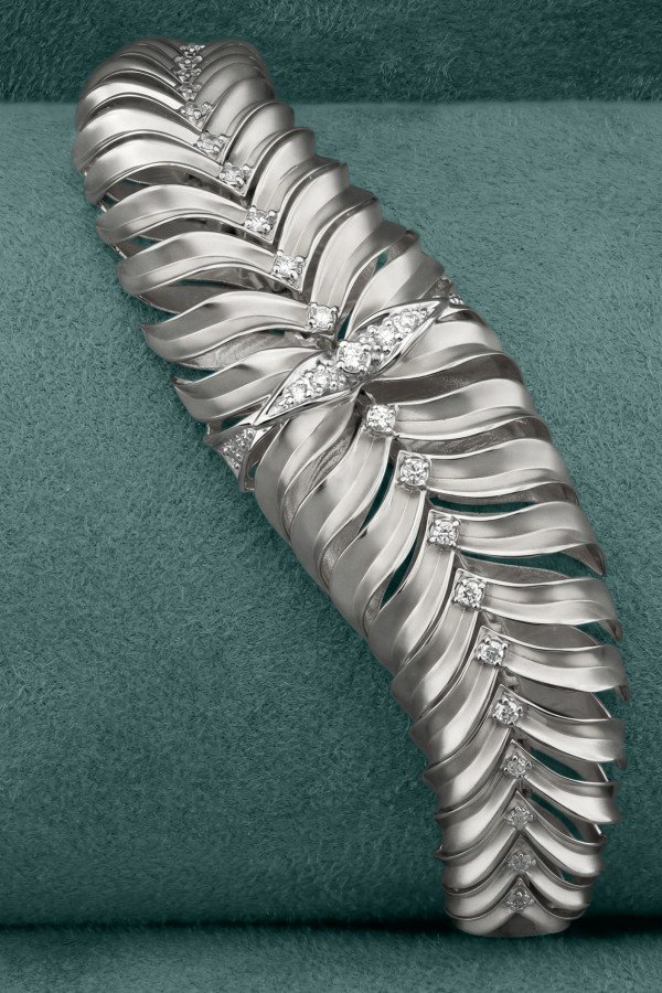 Браслет из белого золота c бриллиантами