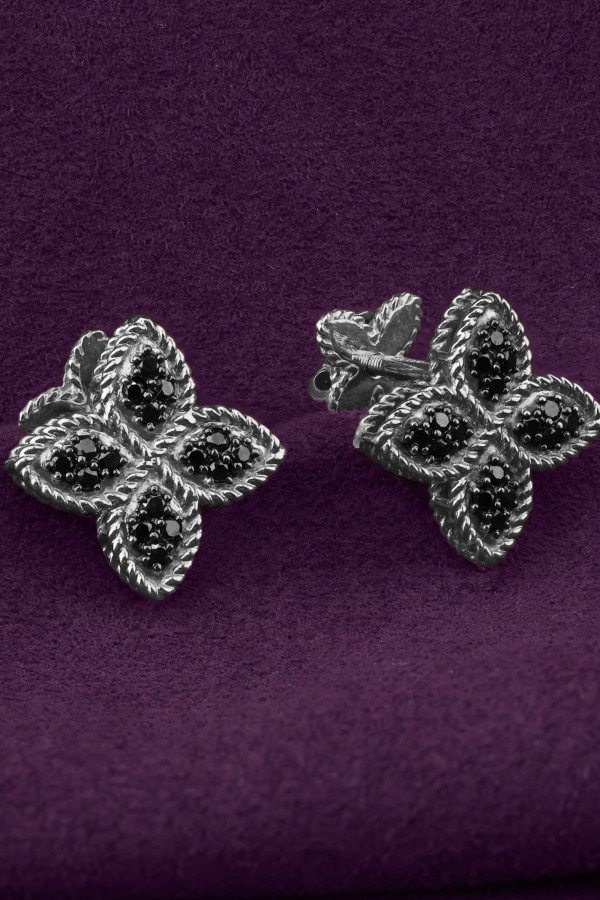 Серьги из белого золота c бриллиантами