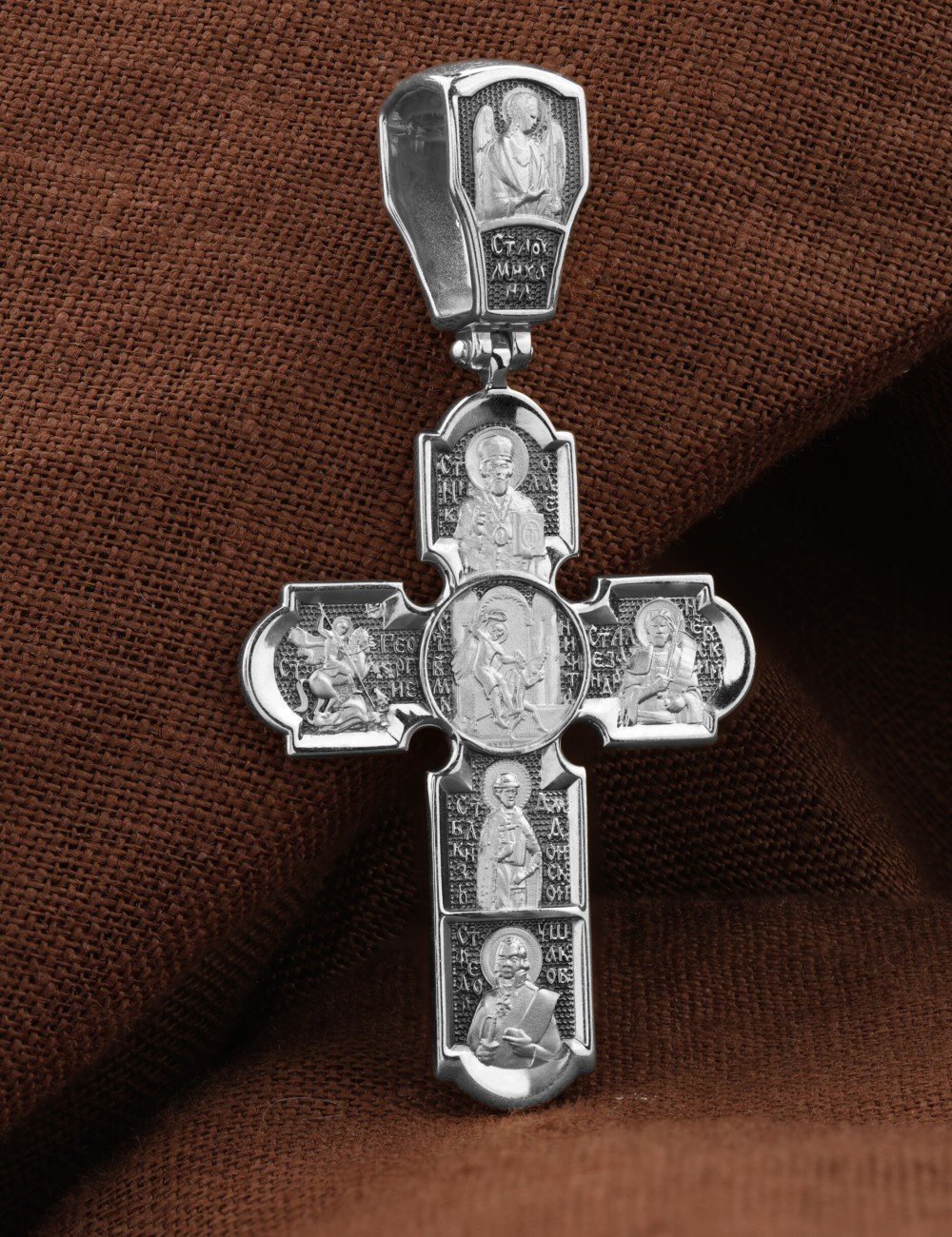 Крест из белого золота