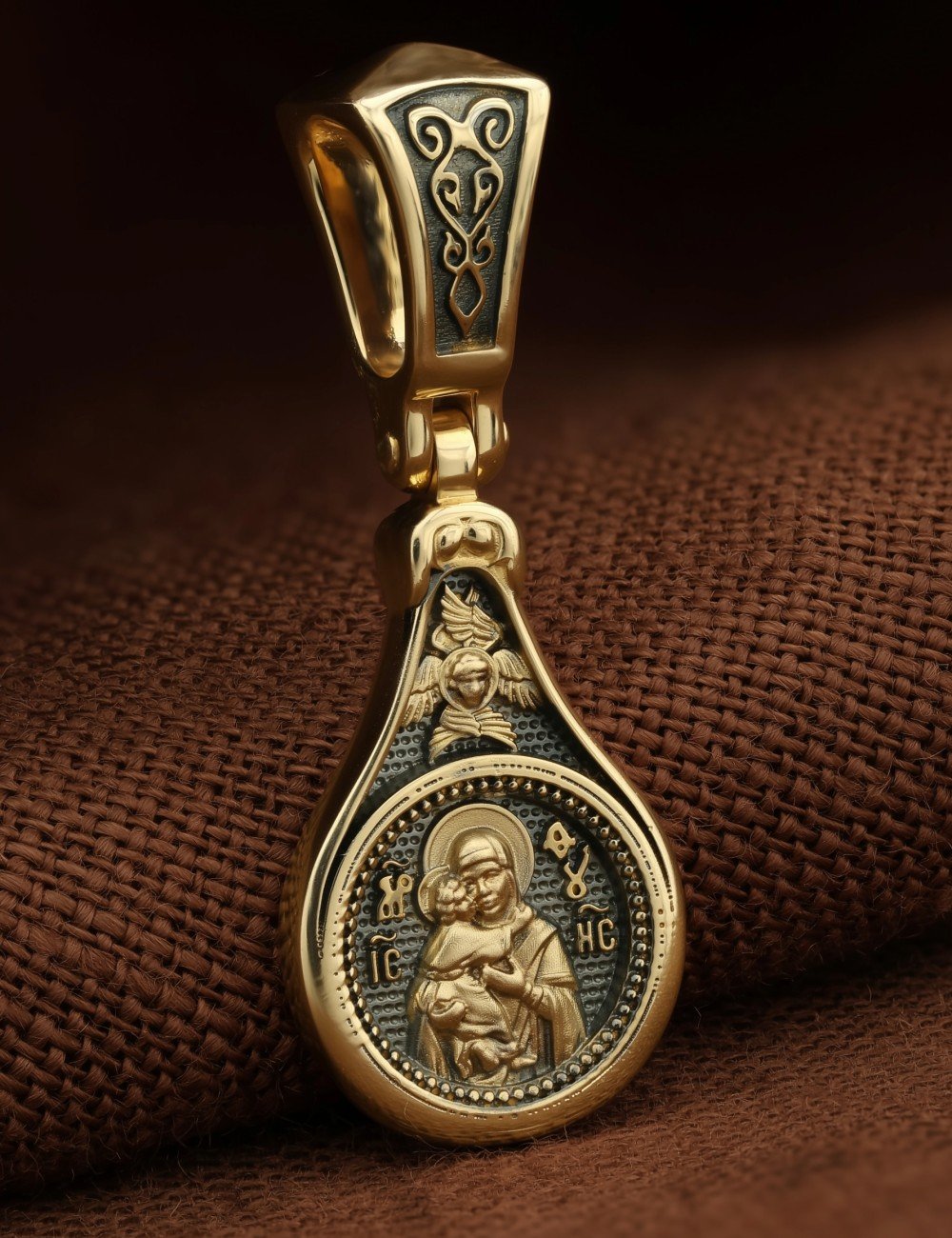 Образок из лимонного золота