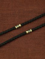 Шнурок шёлковый из зелёного золота c шёлковым шнурком